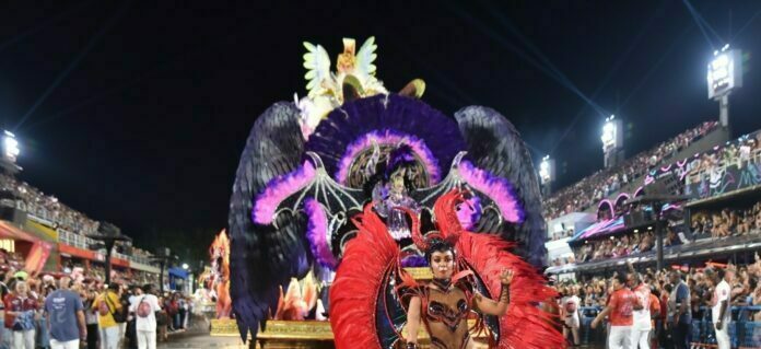 Famosos no desfile do Salgueiro