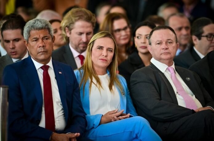 87b5d8e5-89a3-47f1-bedf-acba8d55298d