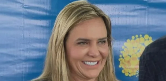 Celina Leão