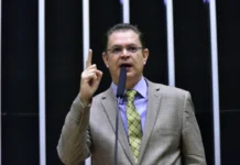 “Moraes é um ditador psicopata que manda nos Três Poderes” Sóstenes Cavalcante Foto: Zeca Ribeiro/Câmara dos Deputados