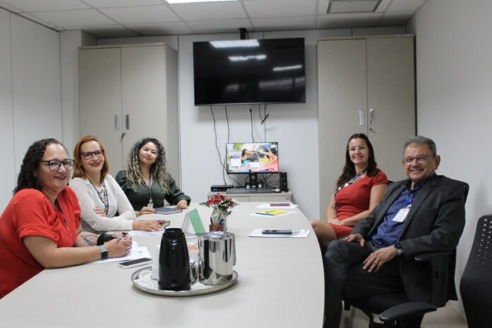 Reunião no Ministério da Saúde com representantes do ICTDF e do Ministério da Saúde. Foto: Ayjalla Kalleb (ICTDF). Reunião no Ministério da Saúde com representantes do ICTDF e do Ministério da Saúde. Foto: Ayjalla Kalleb (ICTDF).