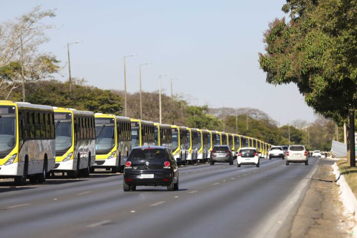 Do total de 444 veículos zero-quilômetro comprados pela Viação Pioneira, 25 são destinados à ampliação da operação e 419 para substituir ônibus em uso | Fotos: Renato Alves/Agência Brasília