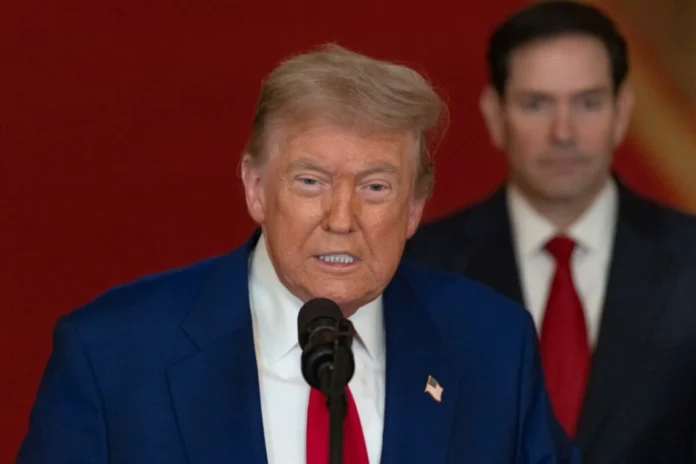 Donald Trump Foto: EFE/EPA/Carlos Barria / POOL