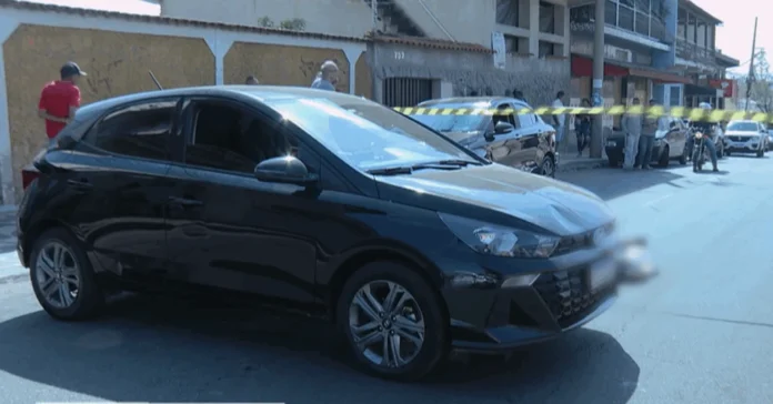 Mulher atropela e mata marido em Contagem Foto: Reprodução/TV Record