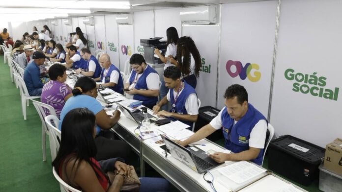 Governo de Goiás entrega mais de 2 mil benefícios sociais em Formosa, durante edição especial do Goiás Social e Agro é Social