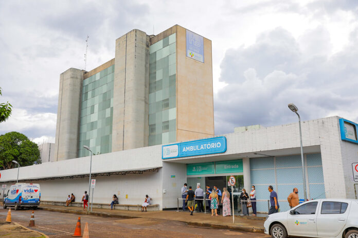 O Hospital de Base é um dos locais onde os profissionais selecionados poderão trabalhar | Foto: Tony Oliveira/Agência Brasília O Hospital de Base é um dos locais onde os profissionais selecionados poderão trabalhar | Foto: Tony Oliveira/Agência Brasília
