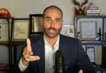 Eduardo reage a deputado petista que chamou operação de chacina Eduardo Bolsonaro Foto: Reprodução/YouTube Claudio Dantas