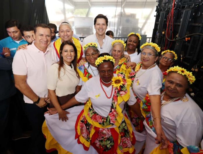 Daniel Vilela participa do Balanço no Entorno, em Águas Lindas, e reforça presença do Estado (Foto: André Costa) Daniel Vilela participa do Balanço no Entorno, em Águas Lindas, e reforça presença do Estado (Foto: André Costa)