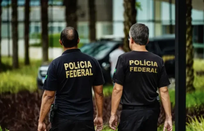 Agentes da PF (Imagem ilustrativa) Foto: Rafa Neddermeyer/Agência Brasil