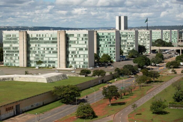 Esplanada dos Ministérios Foto: EFE/ Joédson Alves Esplanada dos Ministérios Foto: EFE/ Joédson Alves