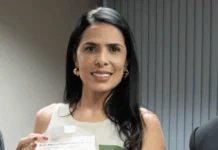 Presidente de estatal é demitida por fotos com Michelle Bolsonaro