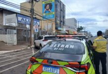 Operação fiscaliza uso irregular de vagas especiais em Taguatinga