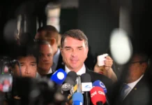 Flávio anuncia 1º gesto como escolhido de Bolsonaro para 2026 Flávio Bolsonaro Foto: Edilson Rodrigues/Agência Senado