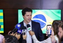 Daniel Vilela critica tentativas de Marconi Perillo de se vincular a Iris Rezende