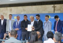 GDF alcança marca de 600 escrituras entregues a entidades religiosas e assistenciais (Foto: Lúcio Bernardo Jr./Agência Brasília)