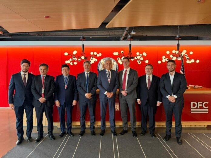 Governador Ronaldo Caiado estabeleceu contato direto com o governo norte-americano para estimular a produção de minérios de terras raras no estado e apresentar o potencial tecnológico de Goiás (Foto: Alexandre Parrode)