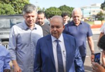 No último dia de mandato, Ibaneis inaugura viaduto e libera trechos da Epig