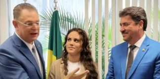 PL anuncia filha de Clezão como pré-candidata a deputada federal PL anuncia filha de Clezão como pré-candidata a deputada federal Foto: Reprodução/ Print de vídeo redes sociais
