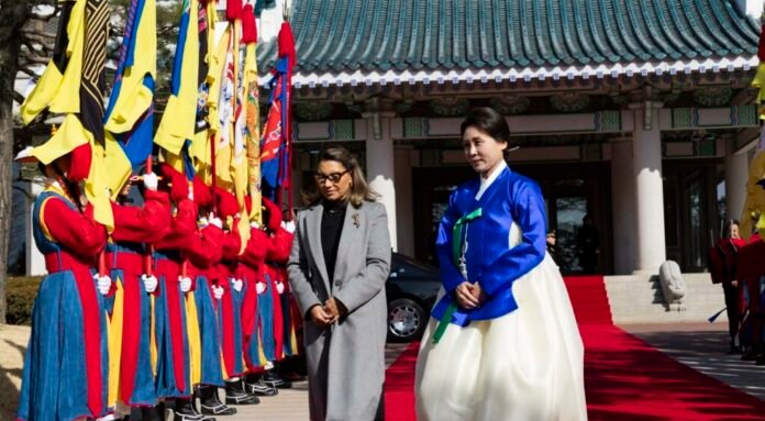 Janja na Coreia do Sul Foto: EFE/EPA/JEON HEON-KYUN / POOL Janja na Coreia do Sul Foto: EFE/EPA/JEON HEON-KYUN / POOL