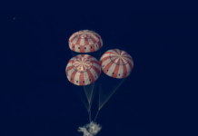 Cápsula Orion toca o Oceano Pacífico Foto: reprodução/Youtube Nasa