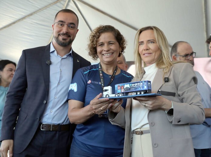 Expansão das duas carretas Gamifica itinerantes somam aos 16 polos fixos já existentes e prevê atendimento ampliado até novembro de 2026. Foto Lúcio Bernardo Jr. / Agência Brasília.