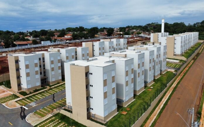 Governo de oiás e Prefeitura de Goiânia realizam mutirão de cadastramento para 496 apartamentos a custo zero na capital (Fotos: Octacílio Queiroz e Edgard Soares)