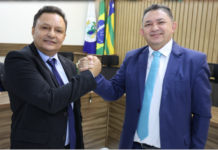 Troca de prefeitos em Planaltina-GO, Zezinho do Planalto assume o cargo no lugar do Delegado Cristiomário