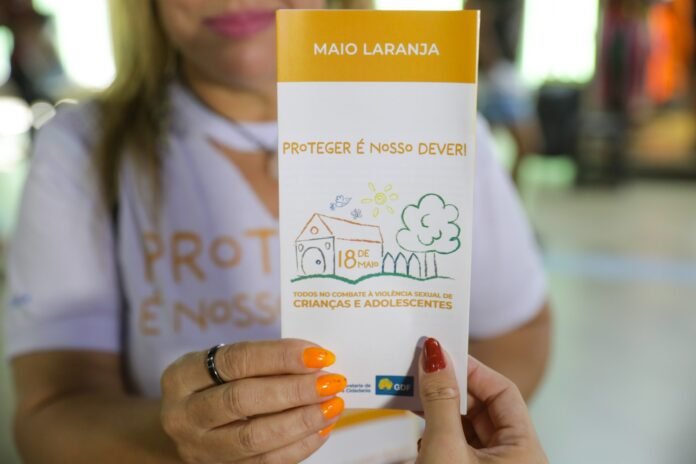 Distribuição de material informativo e ações de conscientização da comunidade também integram a programação do Maio Laranja