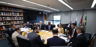 Reunião no STF com a governadora Celina Leão, ministro Luiz Fux e demais autoridades. Foto: Divulgação STF.