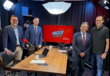 Secretario de esportes, Renato Junqueira destaca investimentos e avanços do esporte no DF Foto Reprodução: Jornalistas Hamilton Silva, Silvano Lima, Secretário de esportes Renato Junqueira e o jornalista Toni Duarte