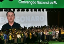Moraes dá 48h para Bolsonaro dizer se autorizou vídeo de IA