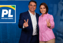 Unidos por Bolsonaro, Flávio e Michelle fazem fotos juntos; veja