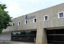 Adasa realiza audiência pública sobre abastecimento de água e esgoto